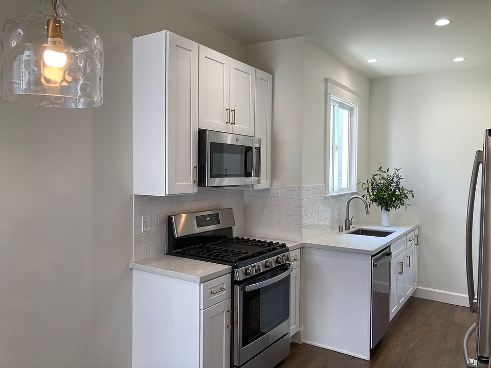 1st image of 2791 Greenwich St APT 3