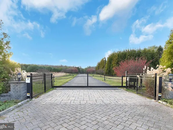 3919 Crosswicks Hamilton Sq Rd, Trenton, NJ 08691