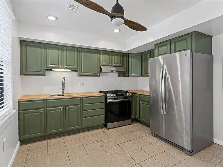 2810 Edwards Way #B — Photo 5