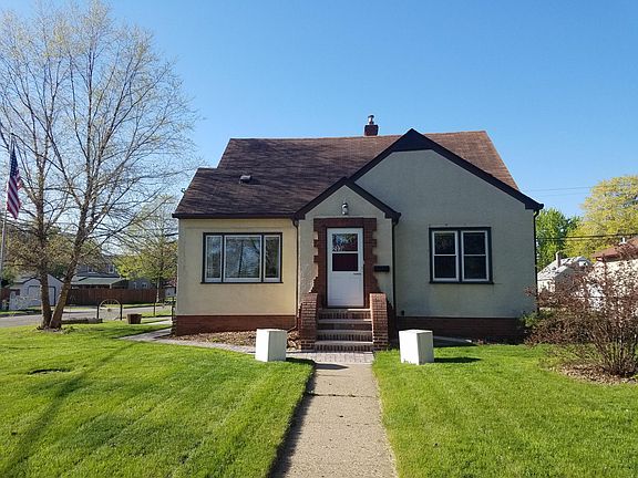 2nd image of 203 Richmond St W #1