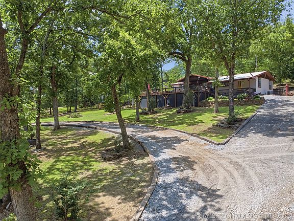 2nd image of 18422 W Lakewood Dr