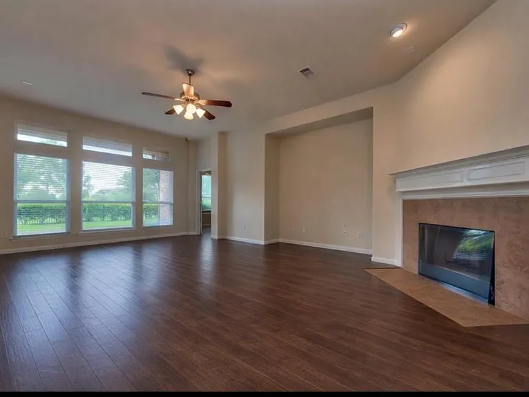 6906 Patterson Dr — Photo 7