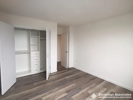 Rented by Sovereign Associates | media 11