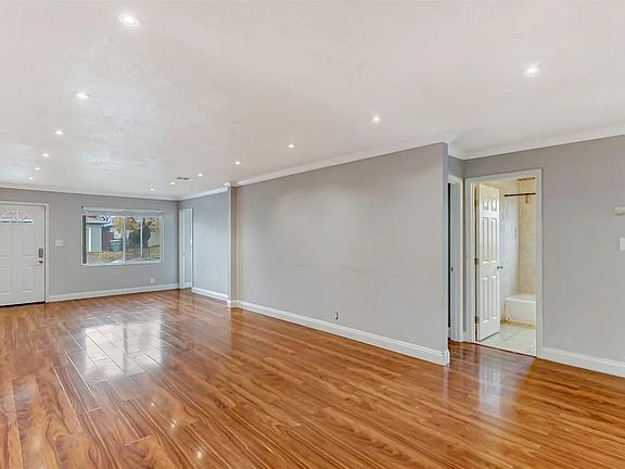 4th image of 6217 Dewar Way