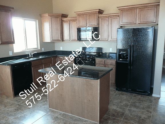 2nd image of 3919 Sombra Arbol Ct