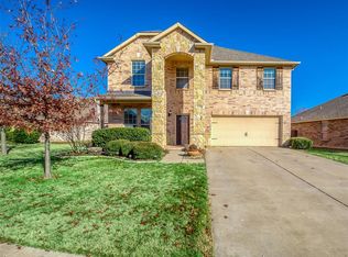 5840 Deck House Rd, Fort Worth, TX 76179