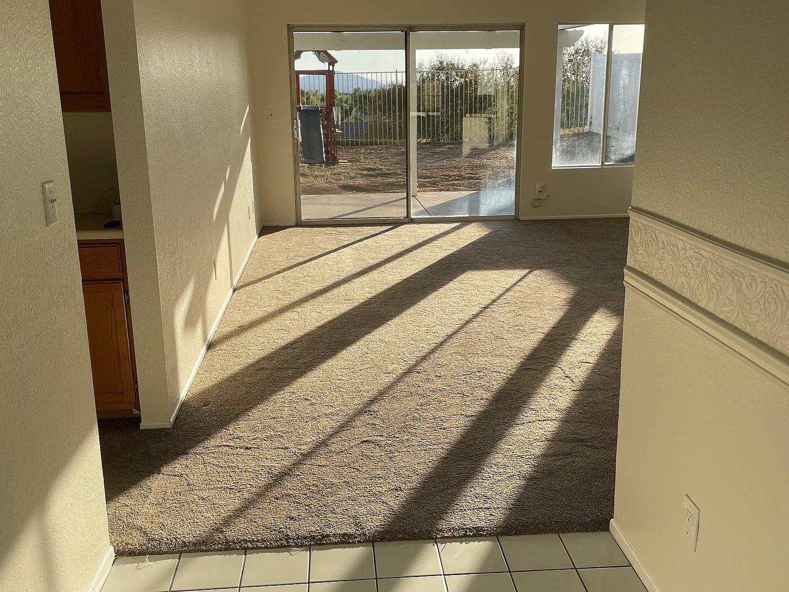 3 bed, 1275 sqft, $3,200 — Photo 4