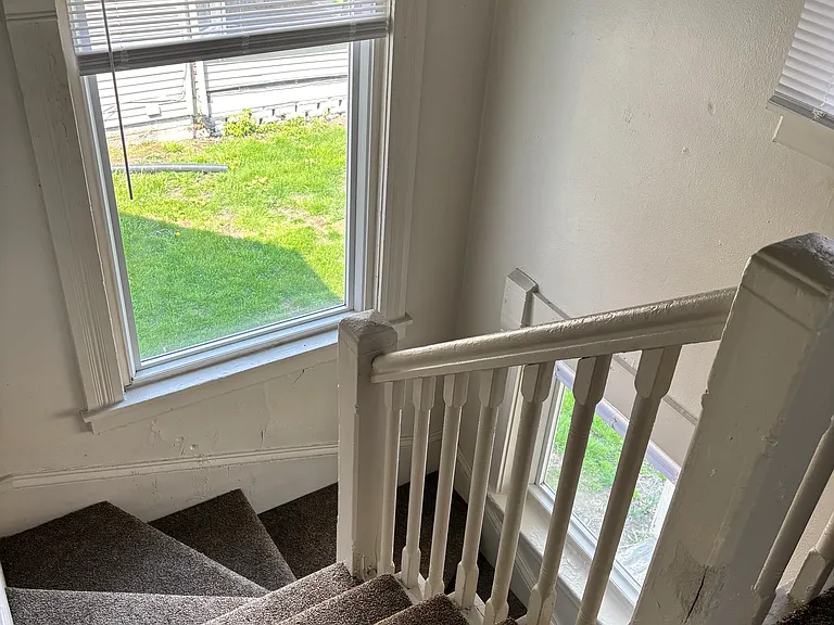 803 Garfield Ave SW — Photo 10