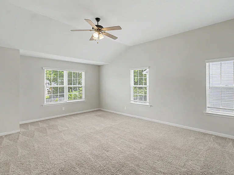 16 Cassels Ct — Photo 25