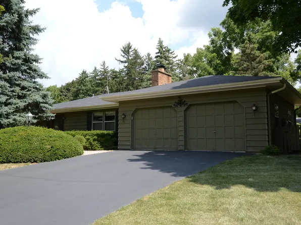 816 N 3rd Ave, St Charles, IL 60174