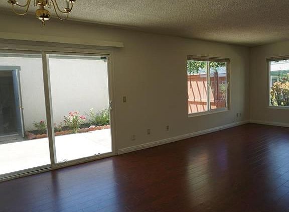 2nd image of 23620 Monument Canyon Dr Unit B
