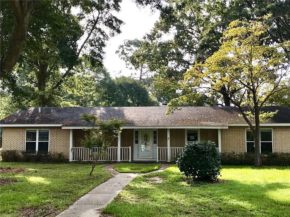 1st image of 10201 Winston Dr N