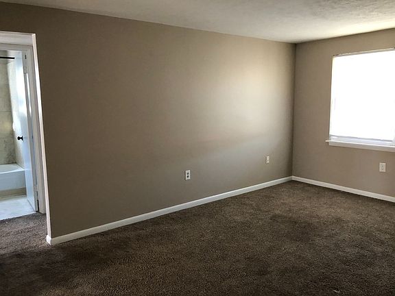 3rd image of 1702 Valley Forge Way #4