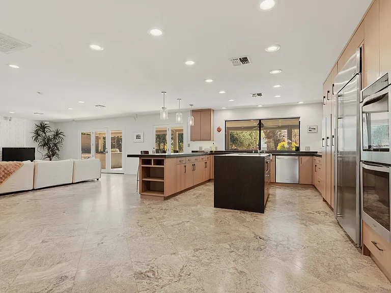 #GuardianRealty 3007 La Mesa Dr 1 story mid-centry modern henderson rental home luxury gorumet kitchen custom_07102026