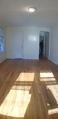 Rented by Roberto Guilbet, LREB | media 31