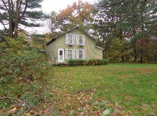 121 Lower Rd, Constantia, NY 13044