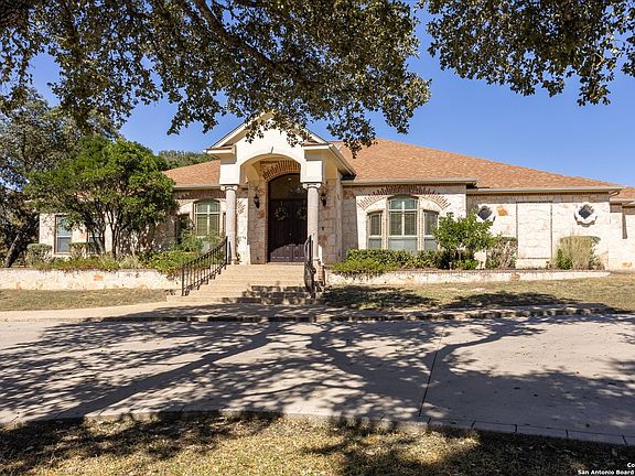 3rd image of 28418 Quadrille Lane