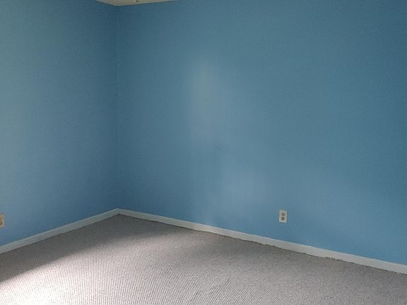 4th image of 132 Oakmont Dr APT C