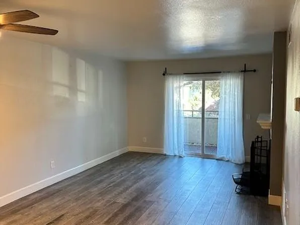 645 Chestnut Ave, Long Beach, CA