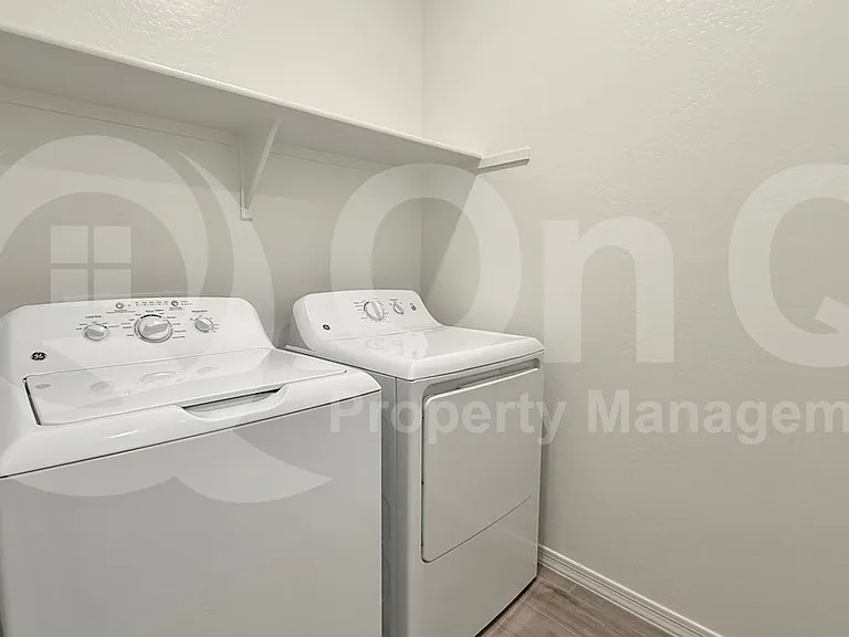 22824 E Roundup Way — Photo 25