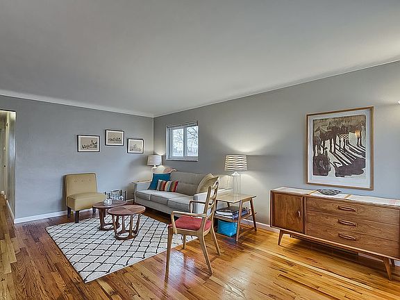 4th image of 4125 Fairview Ave