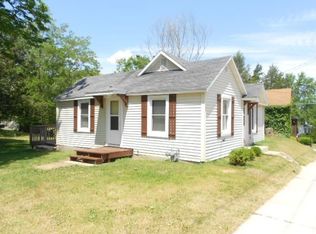 406 Volk St, Portage, WI 53901