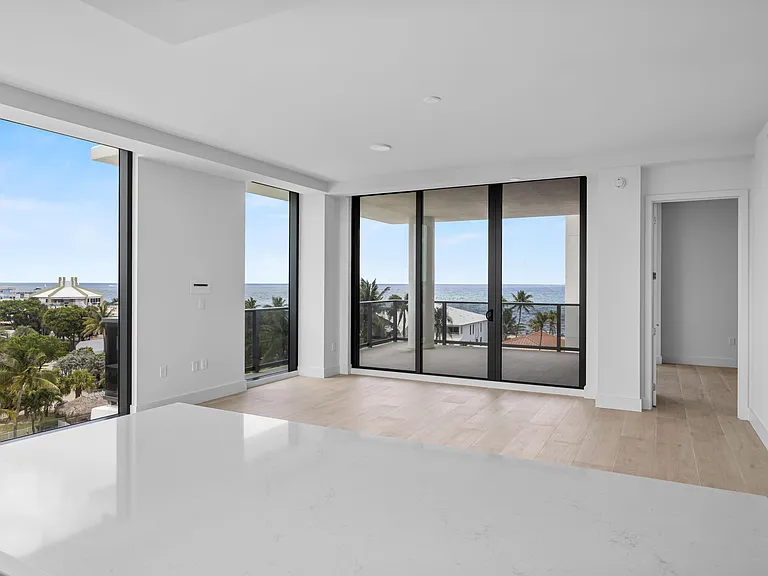 305 Briny Ave #506 — Photo 9