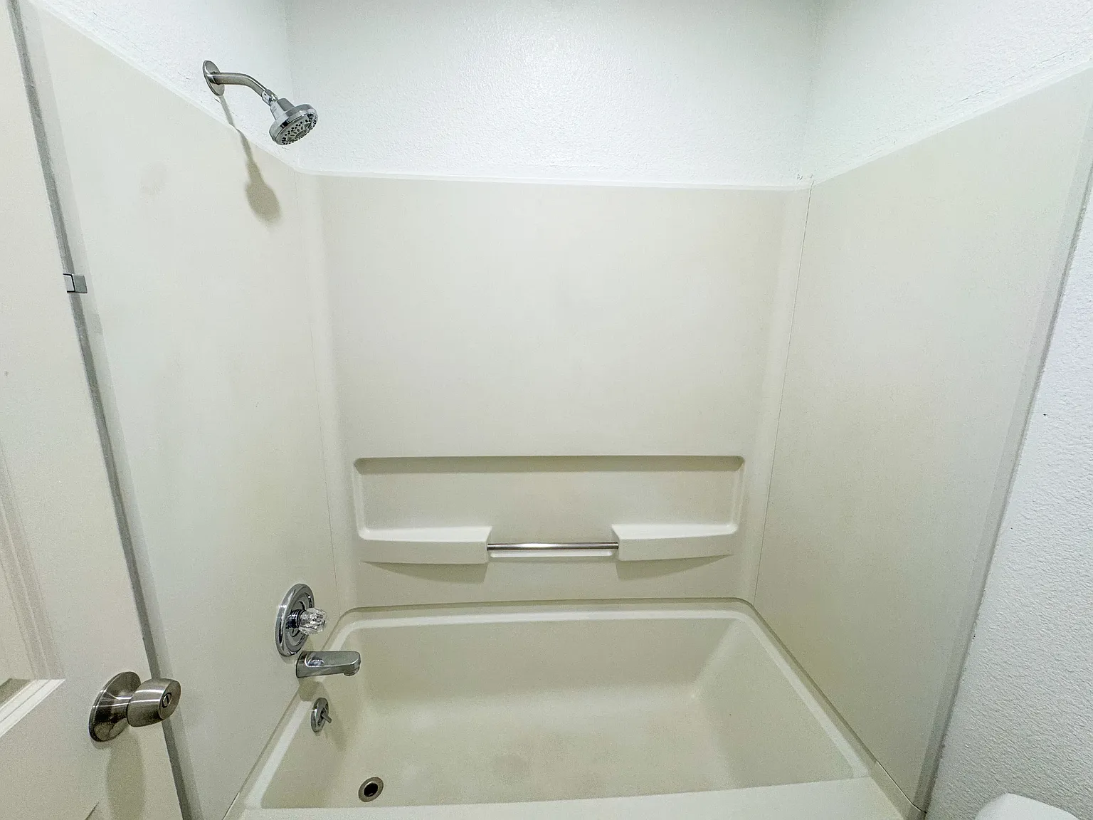 2 bed, $1,195 — Photo 1