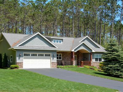 9806 King Fisher Trl, Traverse City, MI, 49685