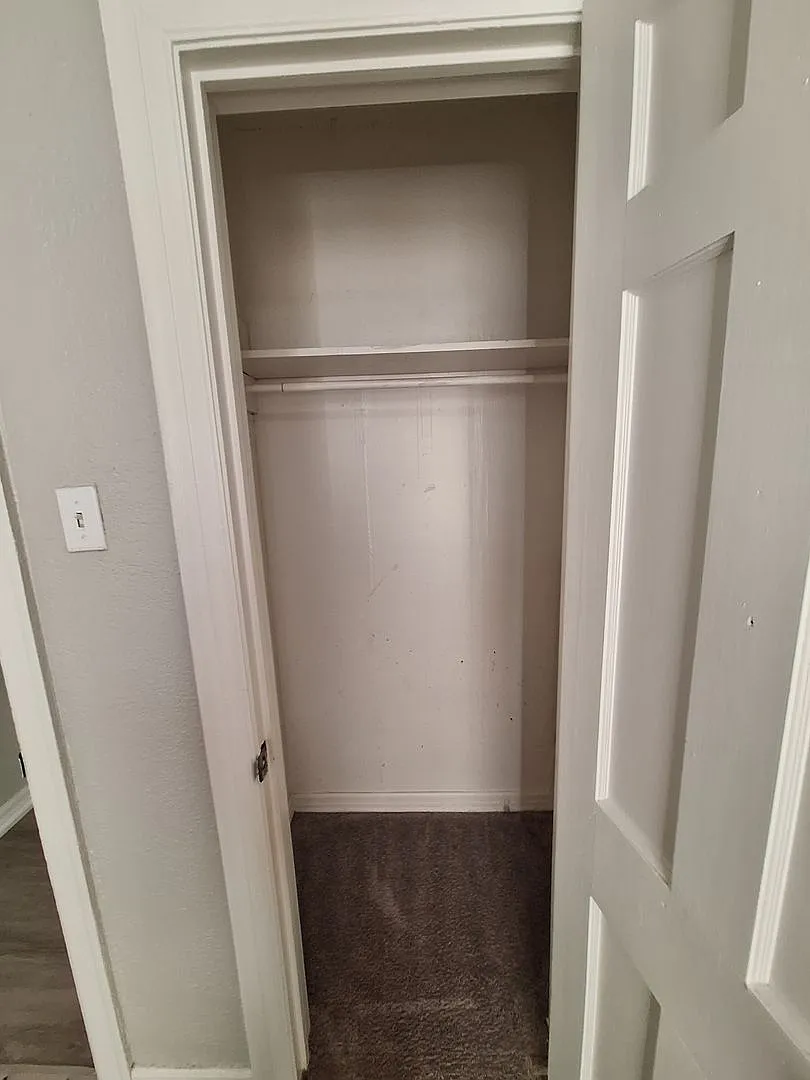 2 bedroom, 1 bath — Photo 1