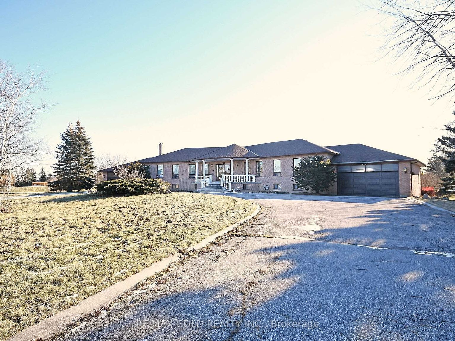 32 Fenton Way, Brampton, ON L6P 0P6 Zillow