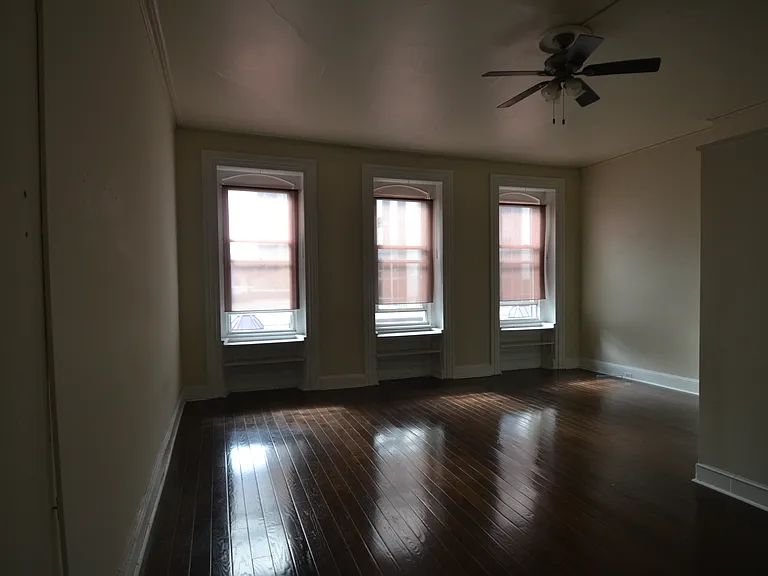 2025 Walnut St #3F — Photo 6