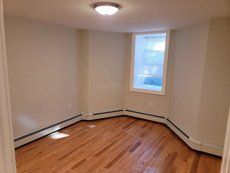 8 Kenwood St #1 — Photo 9