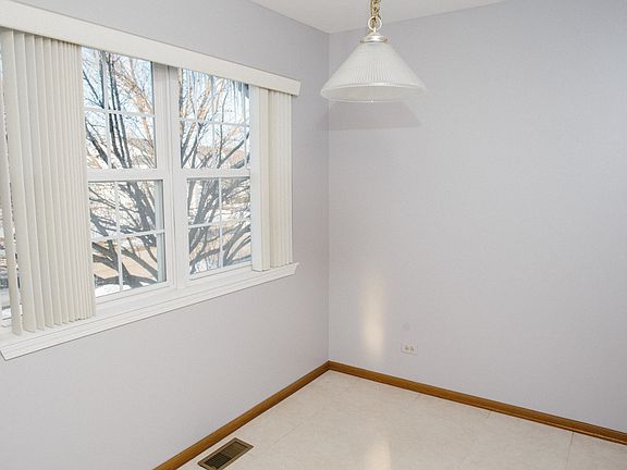4th image of 1281 Orleans Dr #1316