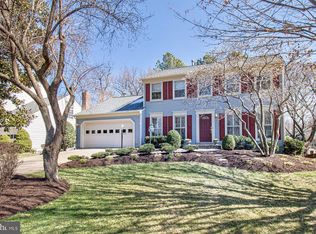 4503 Quiet Brook Ct, Chantilly, VA 20151