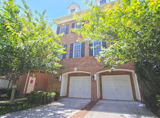 4610 Hummingbird Way #97, Fairfax, VA 22033