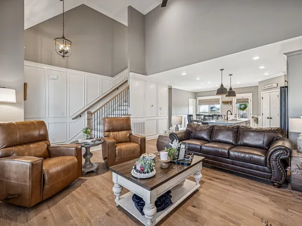 1109 Joe Martin Ln, Lebanon, TN 37087