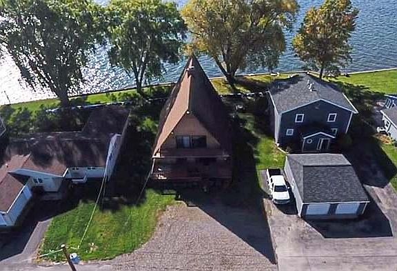 2nd image of 8576 Gardenier Ln