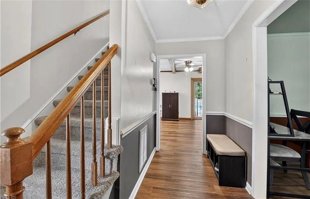 5 bed, 3.0 bath, 2583 sqft, $2,950 — Photo 2