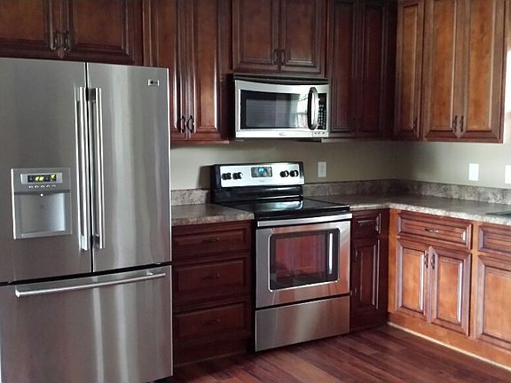 4th image of 2229 Harvest Ln