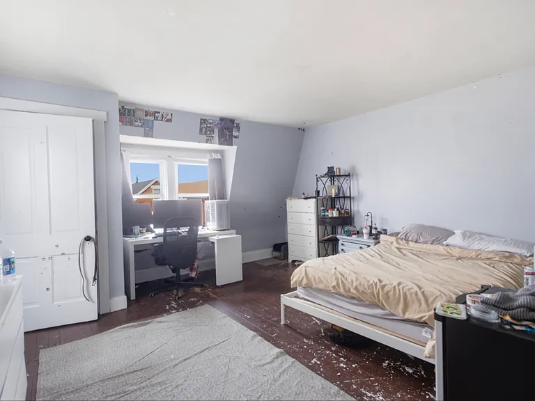 2342 Stratford Ave — Photo 23