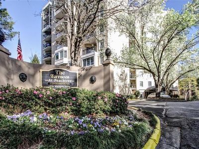 1 Biscayne Dr NW UNIT 702, Atlanta, GA, 30309