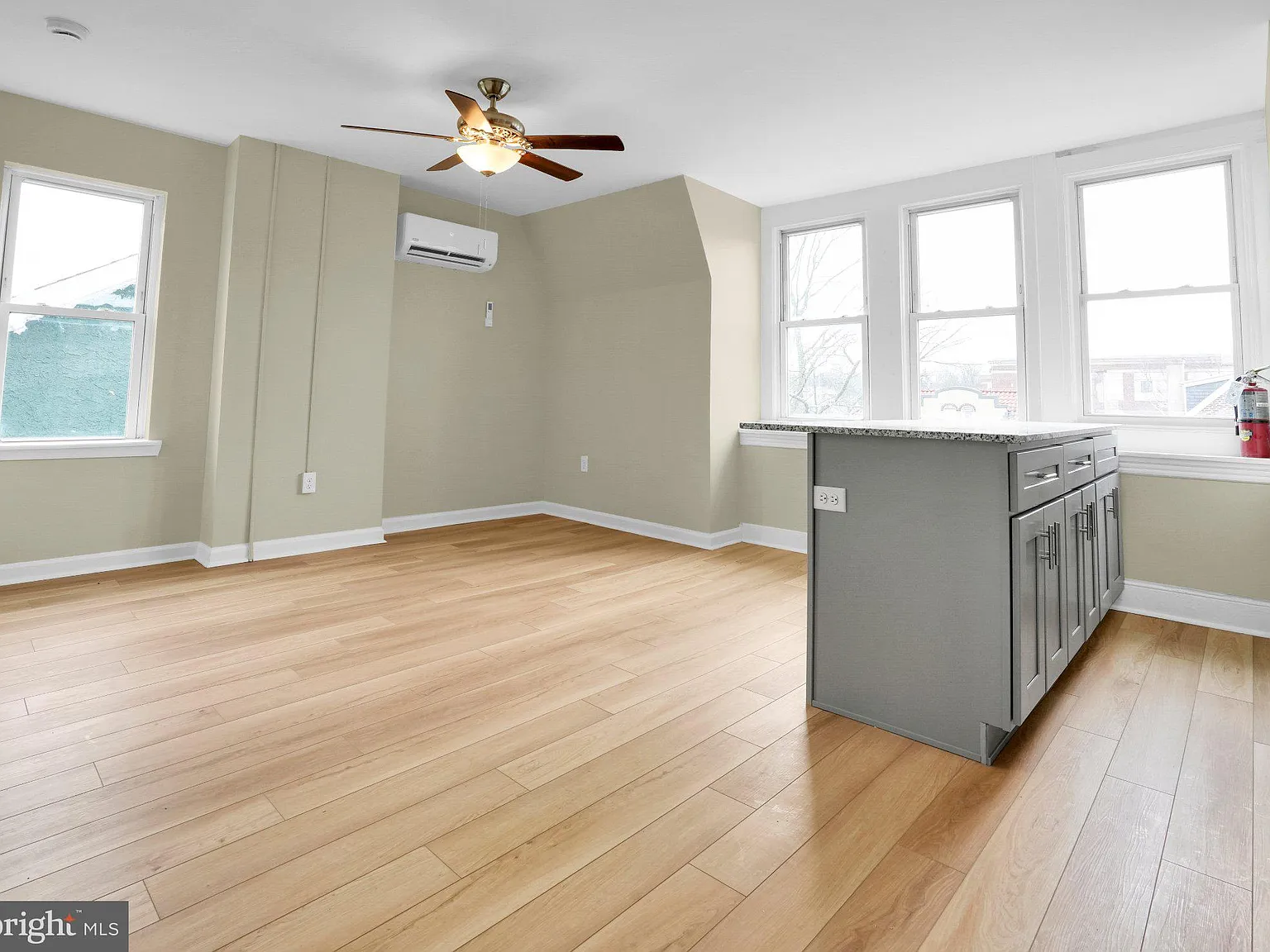 1 bed, 1.0 bath, 400 sqft, $1,650 — Photo 4