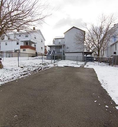 5th image of 1612 Poplar St
