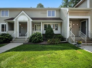 2205 Boston Rd APT I82, Wilbraham, MA 01095