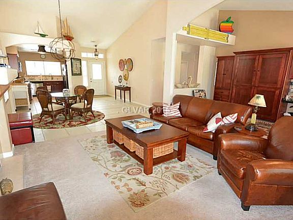 3rd image of 5132 Forest Oaks Dr