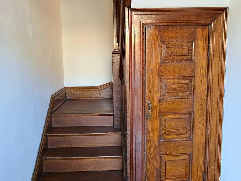 256 Bushkill St #1 — Photo 3