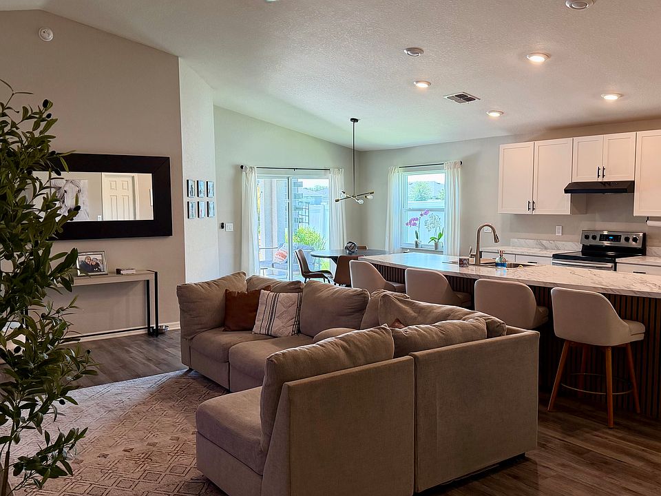 1st image of 6896 Gideon Cir