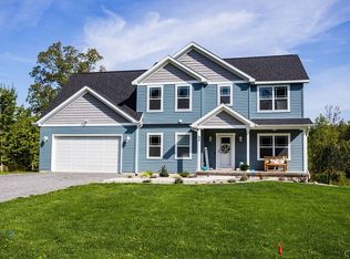 44 Creighton Dr, Central Square, NY