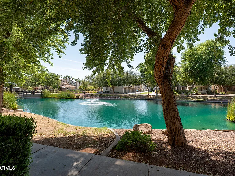 2670 S Voyager Dr #112 — Photo 18